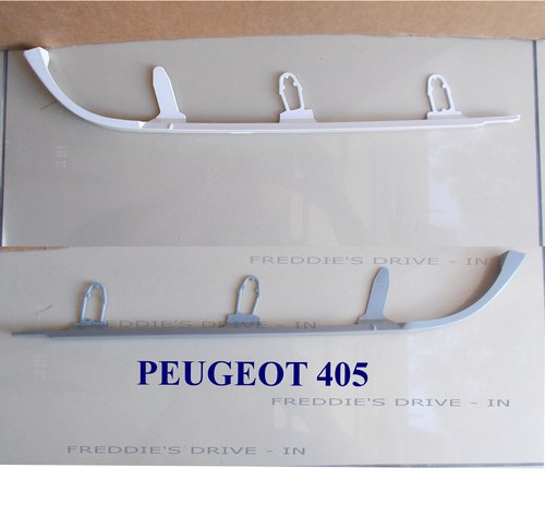 PEUGEOT 405 (1988>) Headlamp Finisher Strip _Trims In vendita
