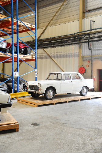 1967 Peugeot 404 Berline For Sale by Auction