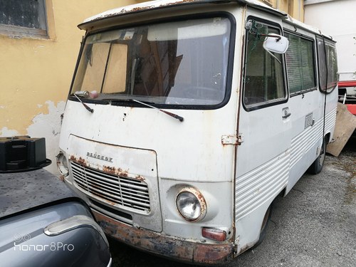 1970 Peugeot J7 diesel camper caravan classic oldcar In vendita