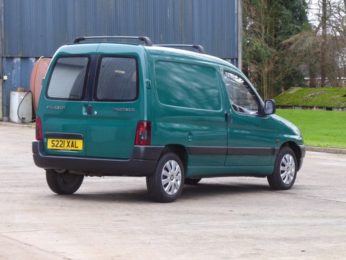 1998 1 x Owner Full Service History 21 Services Classic Partner SOLD