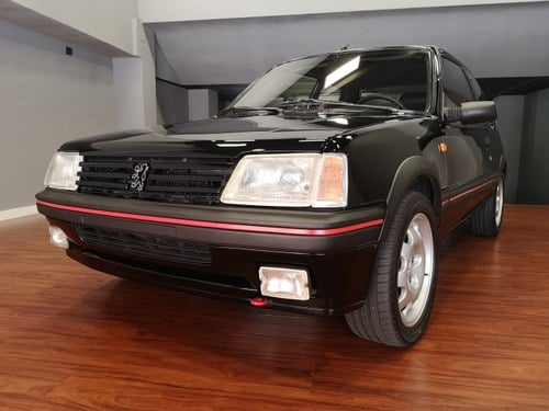 1989 Peugeot 205 Gti 1900 restored A vendre