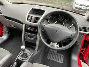 2008 peugeot 207 1.6 gti thp 175 39,000 miles 1 owner For Sale (picture 7 of 8)
