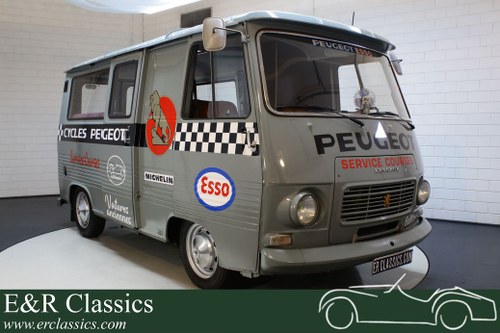 Peugeot J7 Camper| Extensively restored| Top condition| 1974 For Sale
