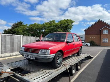 Picture of Peugeot 205