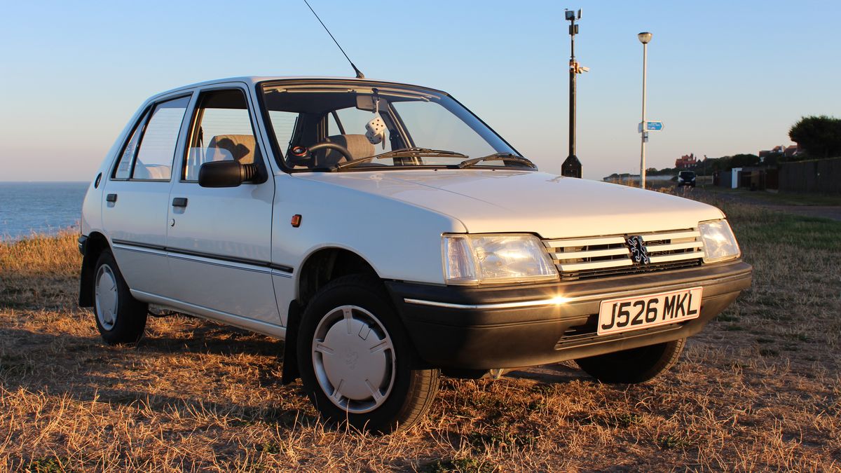 1991 Peugeot 205 Gl White Manual, 5 speed Right Hand Drive in ...