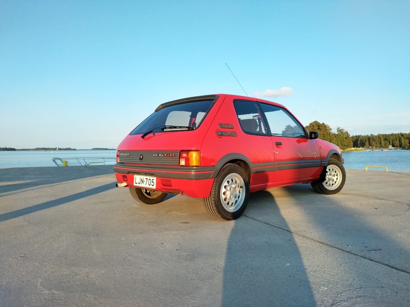 1987 Peugeot 205 - 4