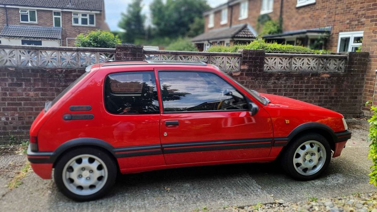 Peugeot 205 GTI Prospekt Katalog 1985 (Gebraucht) in Schliern b. Köniz Peugeot 205 GTI Prospekt Katalog 1985 (Gebraucht) in Schliern b. Köniz