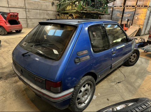 1991 Peugeot 205 1.9 GTi Miami blue