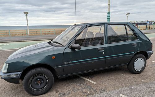 1995 Peugeot 205 Auto (picture 1 of 11)
