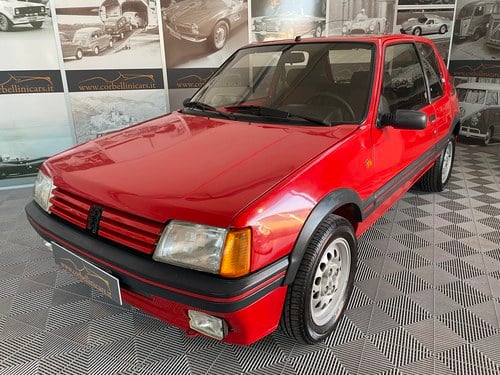1985 Peugeot 205 - 3