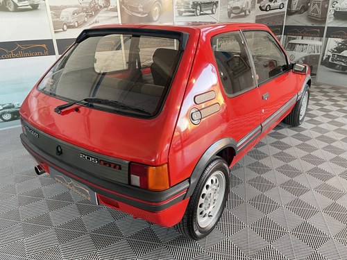 1985 Peugeot 205 - 6