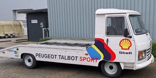Peugeot J9 Heuliez Car Transporter