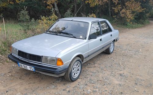 1984 Peugeot 305 (picture 1 of 10)