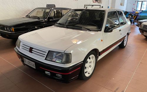 1987 Peugeot 309 (picture 1 of 8)
