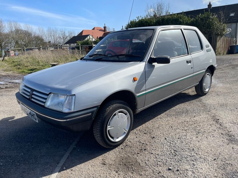 1991 Peugeot 205 - 4