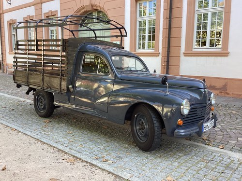 1957 Peugeot 203 Plateau