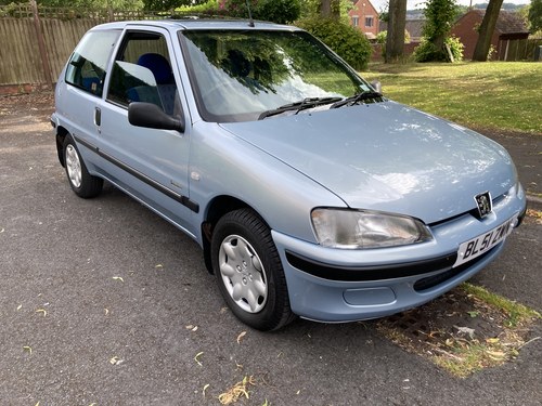 2002 Peugeot 106