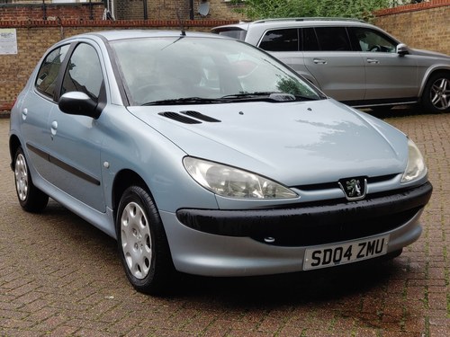 2004 Peugeot 206