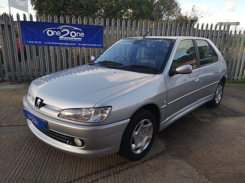 2000 Peugeot 306