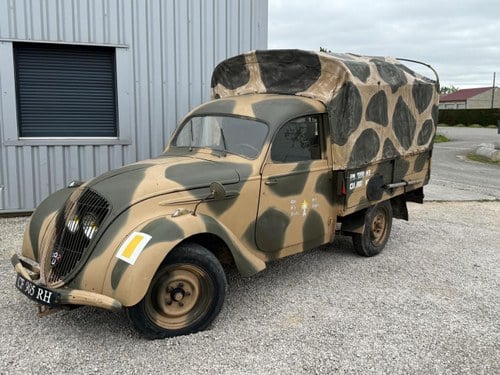 PEUGEOT 202 Pick Up bâché UH - 1948 In vendita
