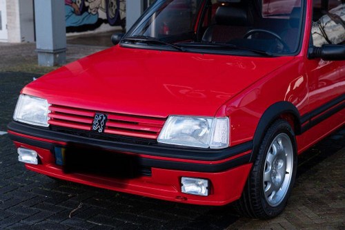 PEUGEOT 205 Gti - 1992 A vendre