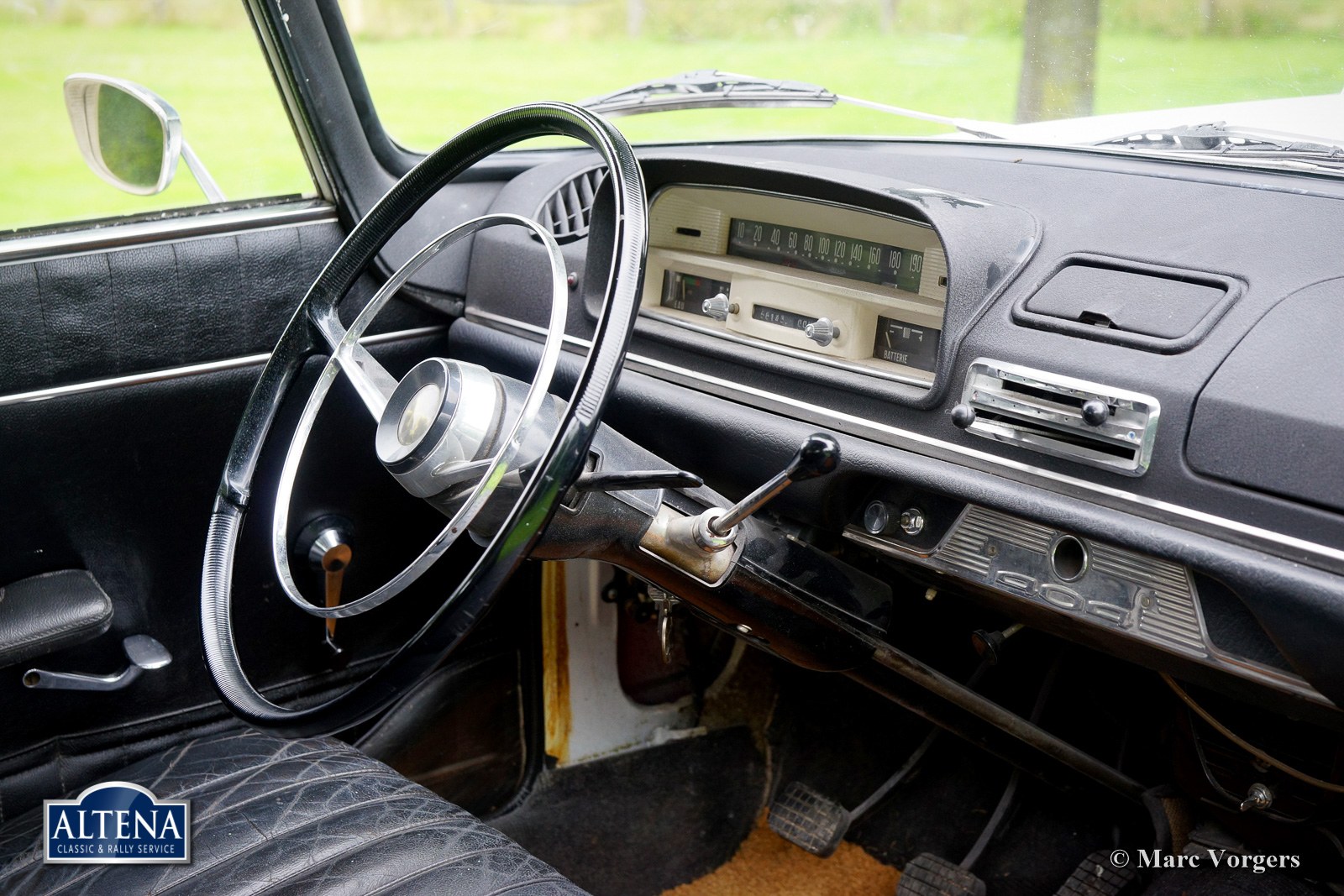 Peugeot 404 Injection, year 1965, foto 10