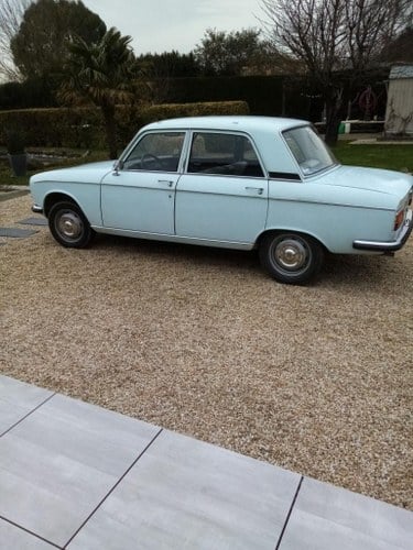 PEUGEOT 304 BERLINE - 1972 A vendre