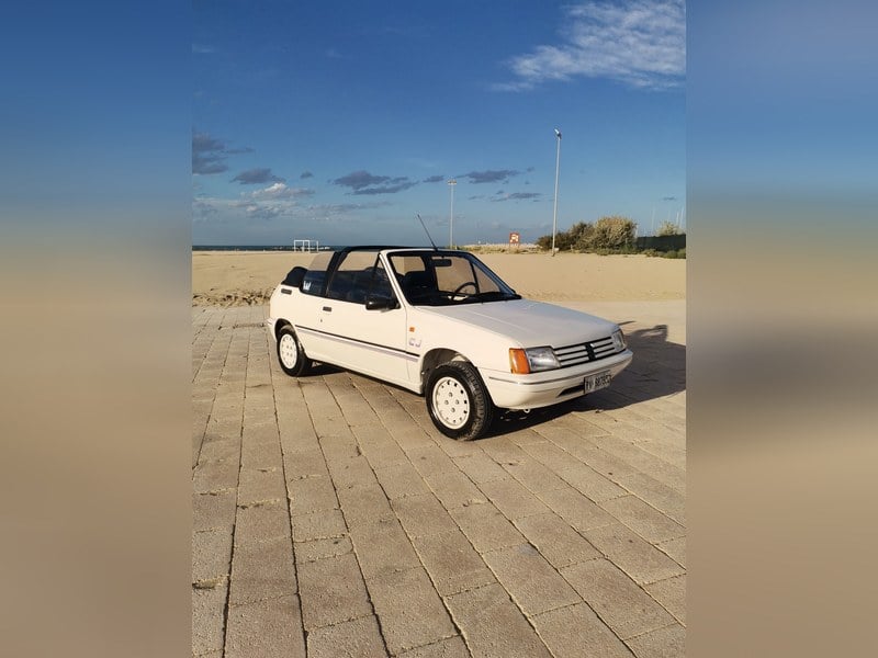 Rapid Classics: Eine Suche. Alle Oldtimer. 15 » Rapid Classics: Eine Suche. Alle Oldtimer. 1989 Peugeot 205 CJ cabriolet