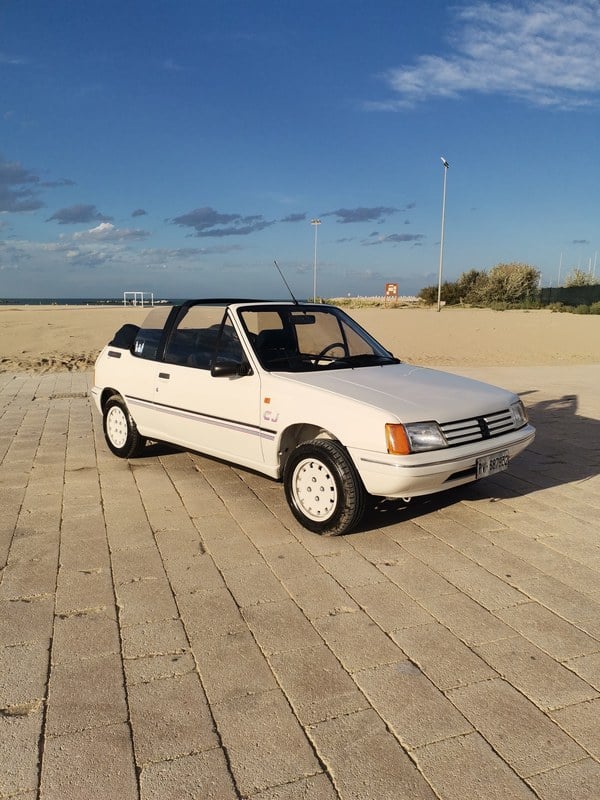 1989 Peugeot 205 - 1 1989 Peugeot 205 - 1