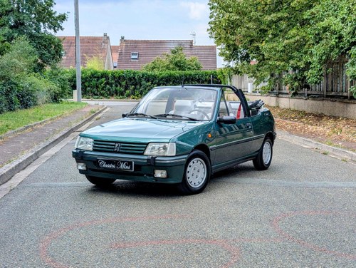 1991 Peugeot 205 Convertible In vendita