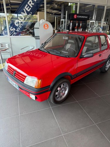 1987 PEUGEOT 205 GTI 1.9 À venda
