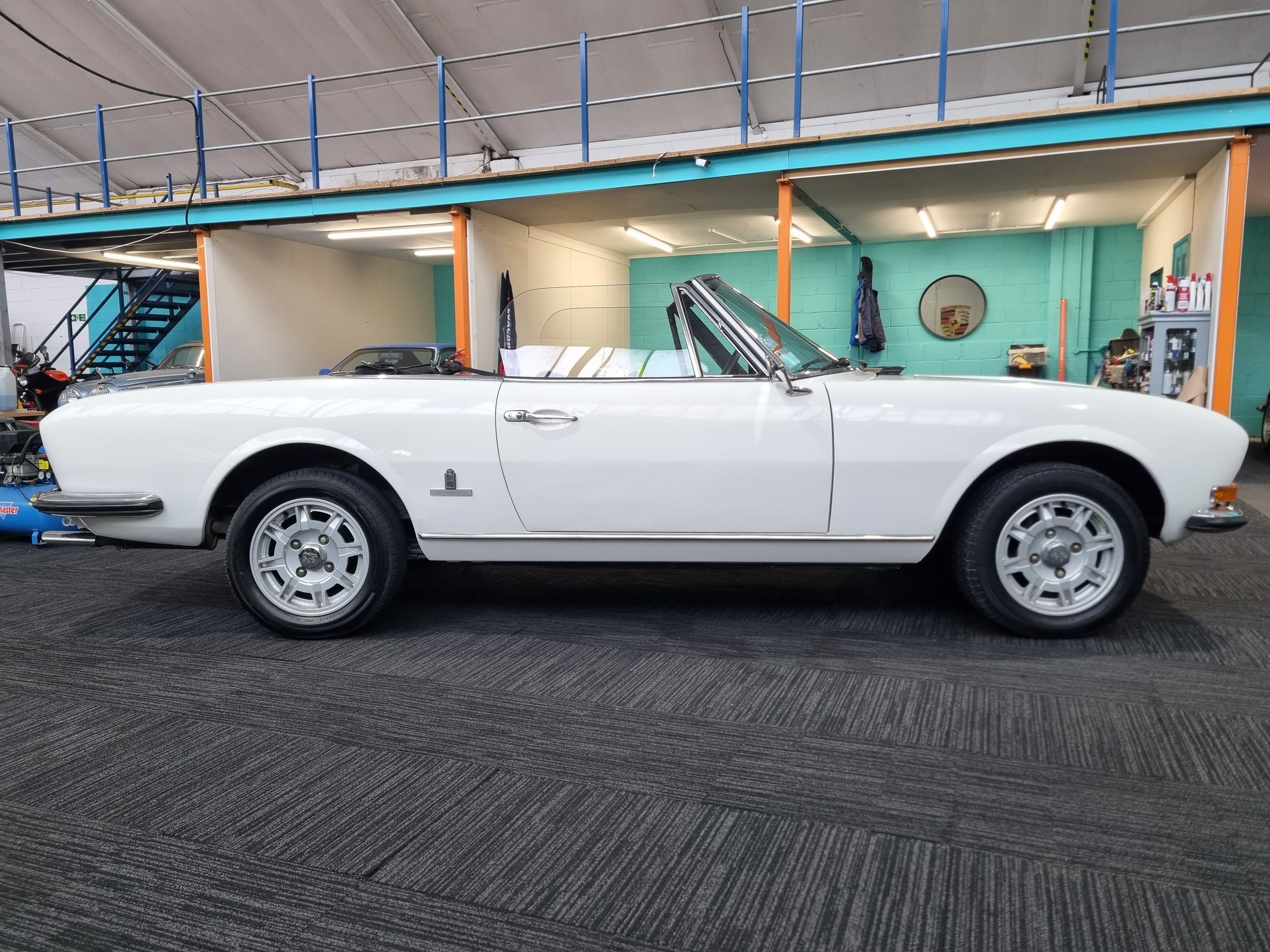 1972 Peugeot 504