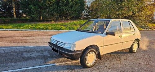 1992 Peugeot 205 GR A vendre