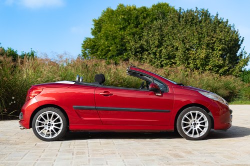 2008 PEUGEOT 207 CC CABRIOLET Te koop