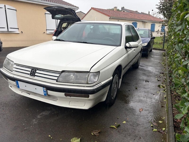 1991 Peugeot 605
