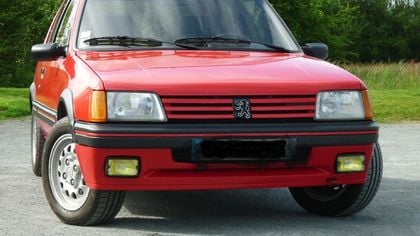 Peugeot 205 GTI