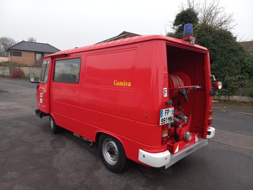 1990 PEUGEOT J9 In vendita