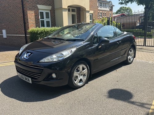 2011 peugeot 207 cc