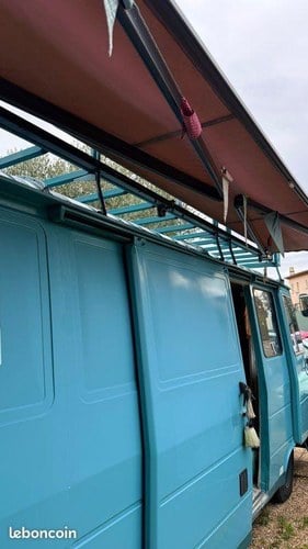 1989 PEUGEOT J9 Te koop