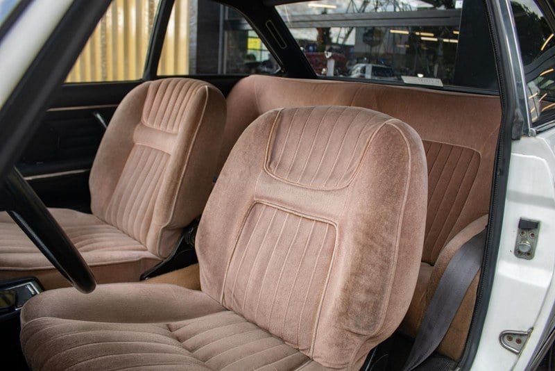 1970 Peugeot 504 - 2 1970 Peugeot 504 - 2