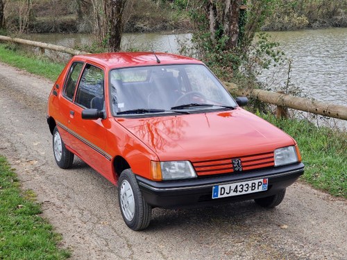 1987 PEUGEOT 205 Junior Te koop
