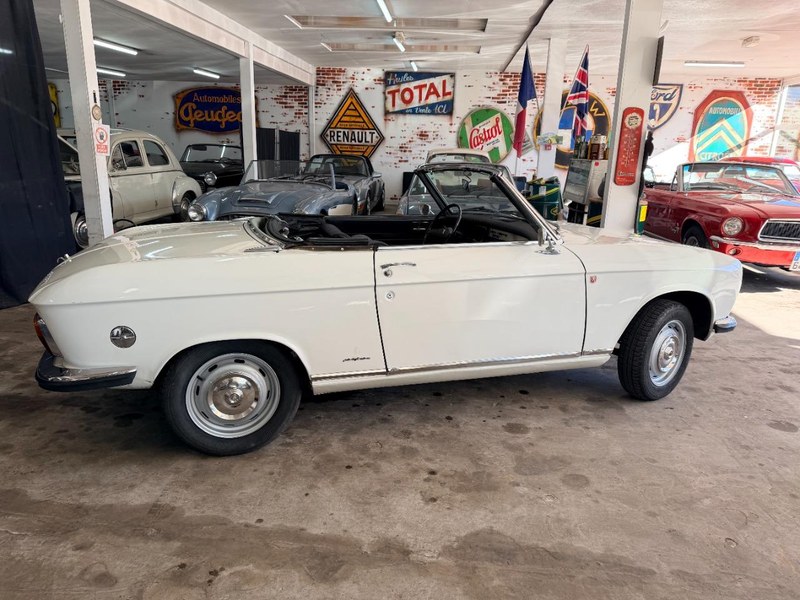 CULT 1:18 Peugeot 304 Cabrio 1973 Gold Metallic CML013-3 CULT 1:18 Peugeot 304 Cabrio 1973 Gold Metallic CML013-3