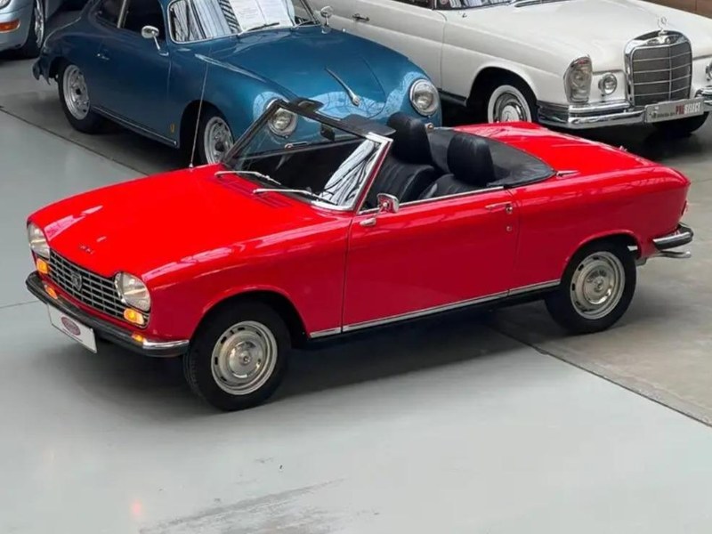 1968 Peugeot 204 Convertible - 2 1968 Peugeot 204 Convertible - 2