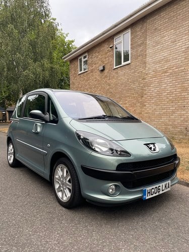 2006 Peugeot 1007 1.4 8V 2- Tronic auto
