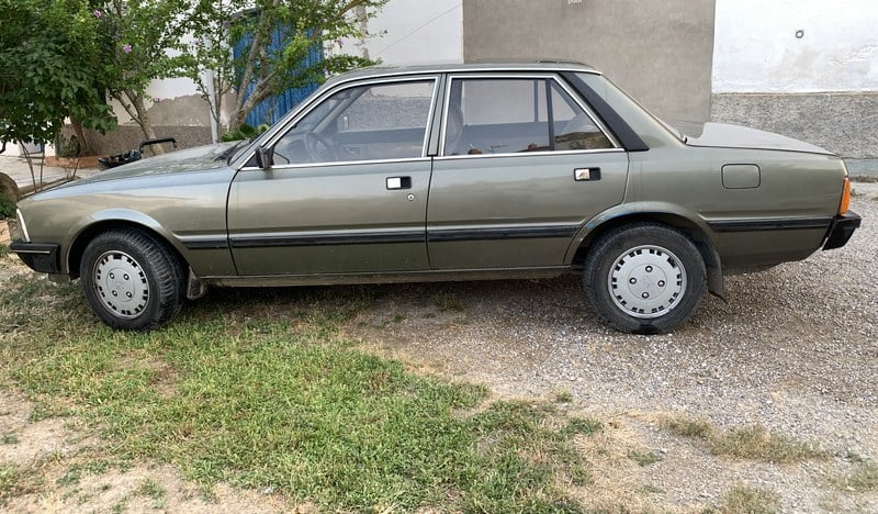 1985 Peugeot 505 - 1 1985 Peugeot 505 - 1