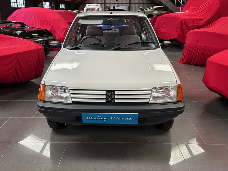 1989 Peugeot 205 - 2 1989 Peugeot 205 - 2
