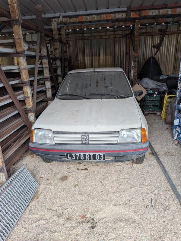 1989 Peugeot 205 - 1 1989 Peugeot 205 - 1