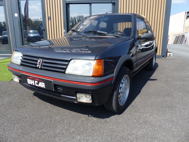 1986 Peugeot 205 - 1 1986 Peugeot 205 - 1
