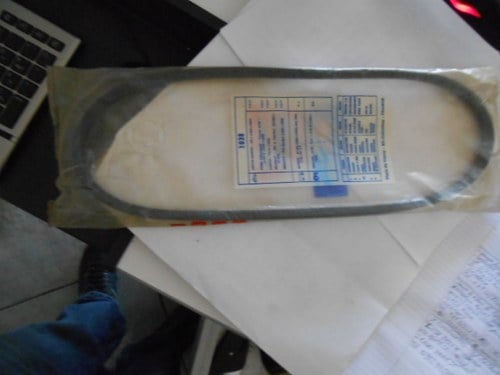 V belt for Peugeot 404 & injection Till salu