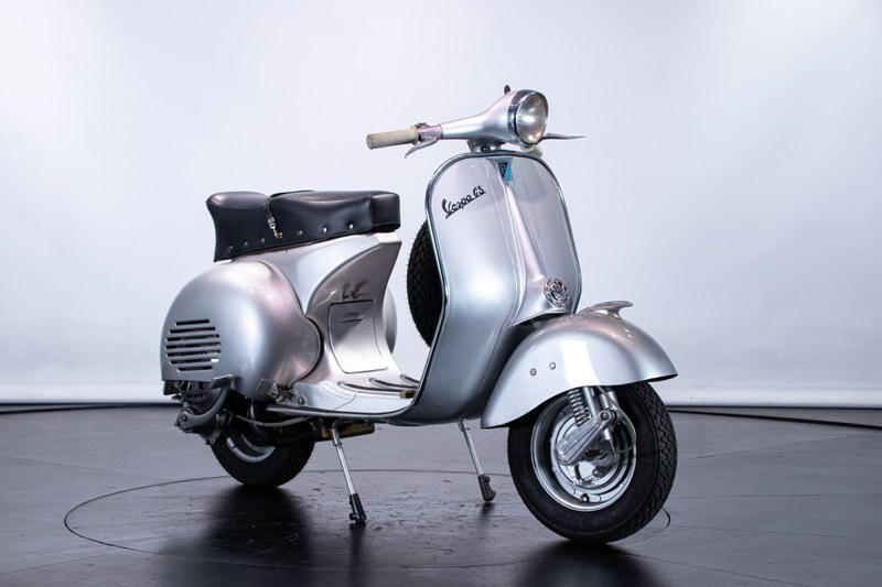 Vendo Vespa Cerco Vespa 150 Gs Piaggio Vespa 150 Vespa Gs Vendo